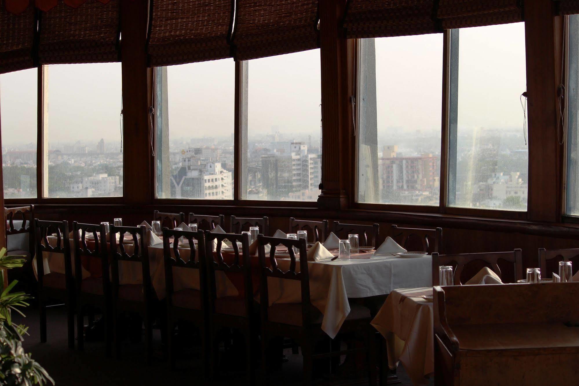 Hotel Om Tower Jaipur Ngoại thất bức ảnh